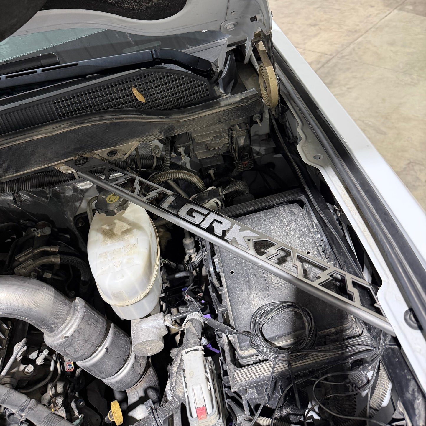 2015-2019 GM Fender Braces (2500/3500)