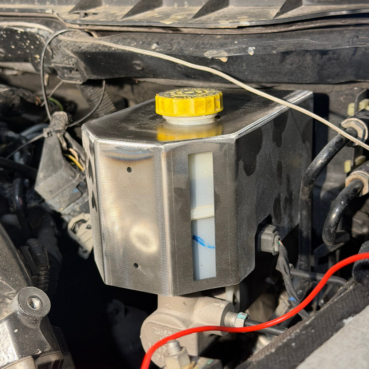 06-25 Brake Reservoir Cover Ram (2500/3500)